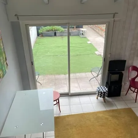 Jolie Chartreuse Avec Jardin Prive Appartement
