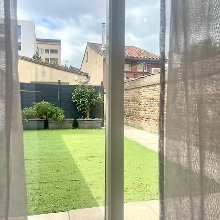 Appartement Jolie Chartreuse Avec Jardin Prive Toulouse